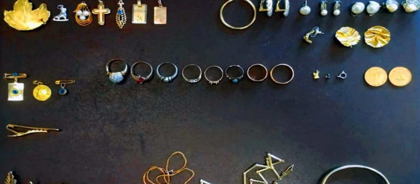 Ρομά έκρυβαν τα κλοπιμαία σε ταμπλό νοικιασμένου αυτοκινήτου